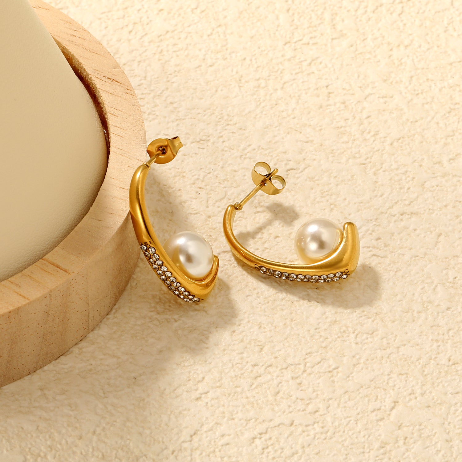 Valencia Pearl Crescent Earrings