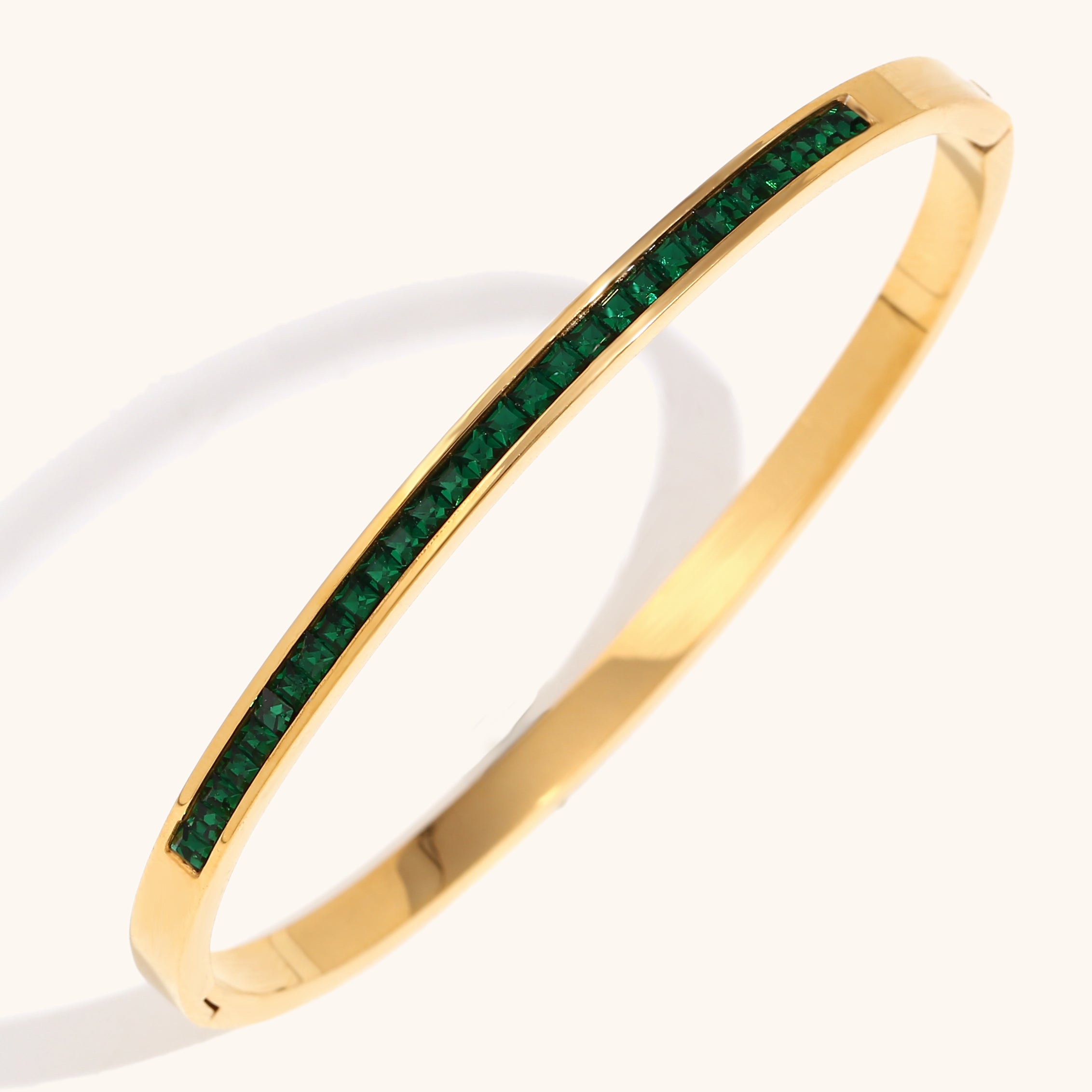 Amore Line Bangle