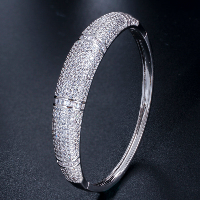 Stellar Horizon Pavé Bangle